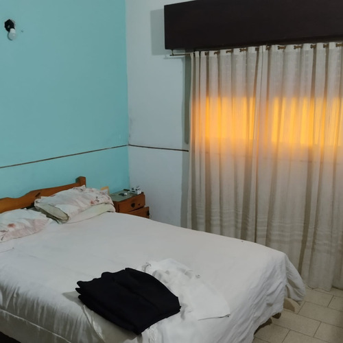 Alquiler Anual Casa En Mar Del Tuyú, Calle 55 Nº 1058, La Costa