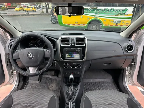 Renault Logan INTENS 1.6 AT