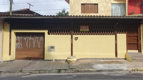 Casa Sobrado 3 Quartos, Sala, Cozinha, 3 Banheiros - 108m2