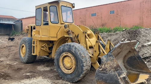 Imagem 3 de 4 de Pá Carregadeira Caterpillar 966