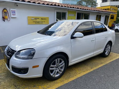 Volkswagen Bora 2.5 Prestige