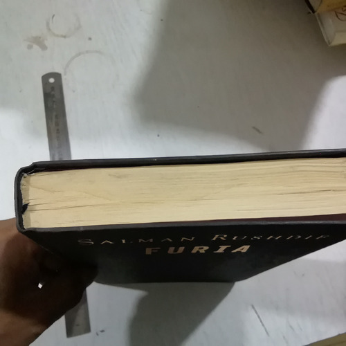 Furia Salman Rushdie 2a Ed 2002 Formato Grande Pasta Dura. (Usado)