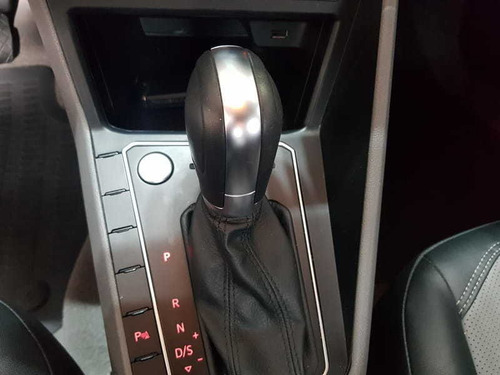 Volkswagen Virtus 1.0 200 Tsi Highline Automático
