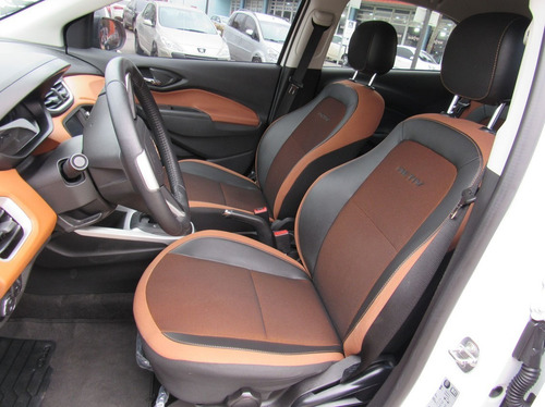 Imagem 8 de 15 de Chevrolet Onix 1.4 Mpfi Activ 8v