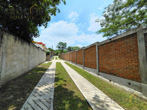 Terreno En Venta Con Construcción En Comunidad El Chico, Emiliano Zapata, Veracruz