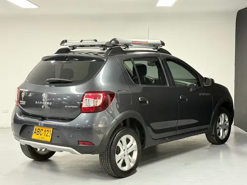 Renault Stepway 1.6 Expression / Zen