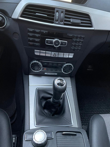 Imagen 13 de 15 de Mercedes Benz C200 Avantgarde Manual 1.8turbo Manual 81000km