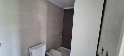 En Venta Palomar Departamento De 1 Ambiente Balcon F: 9206