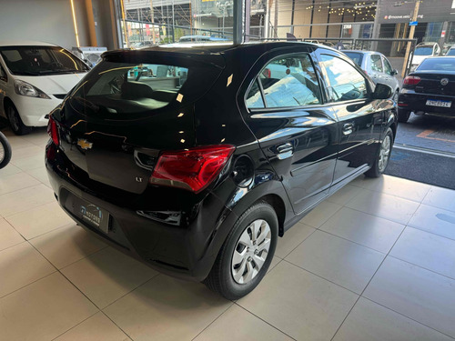 Chevrolet Onix 1.0 MPFI LT 8V FLEX 4P MANUAL
