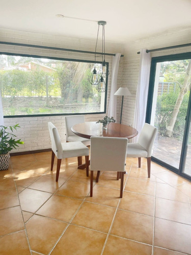 Imagen 4 de 30 de Hermoso Chalet Con Piscina Punta Del Este