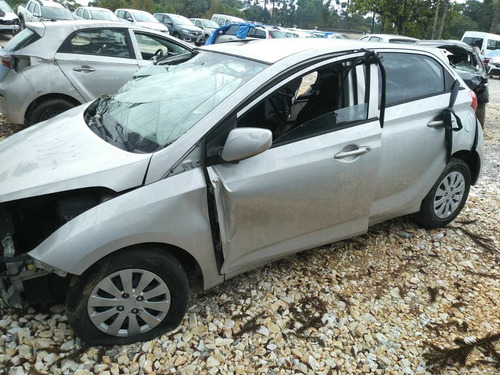 Sucata Hyundai Hb20 1.0 Comfort 2017- Retirada De Peças 03