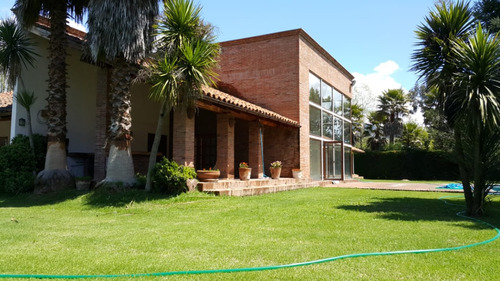 Hermosa Casa Orilla  De Laguna Aculeo