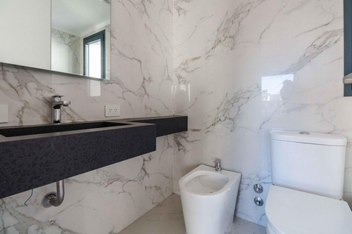 4 Amb Con Dependencia - Casa Campos - Con Balcon Aterrazadado