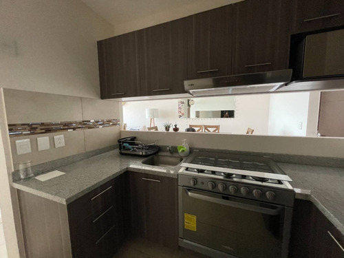 Imagen 9 de 21 de Impecable Departamento Con Excelentes Acabados Y Vista Excepcional, Punta Norte.