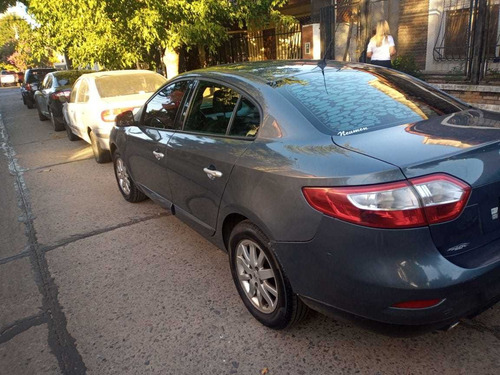 Renault Fluence 2.0 Dynamique 2012