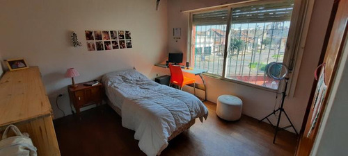 Departamento En Venta - 4 Dormitorios 2 Baños - 140mts2 - Villa Domínico, Avellaneda