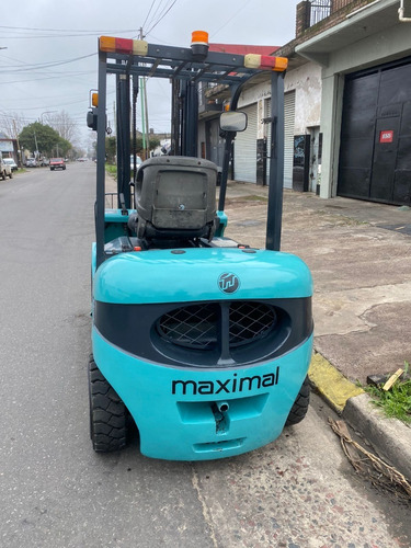 Imagen 5 de 13 de Autoelevador Maximal 2,5 Tn Tt Con Desplazador Diesel