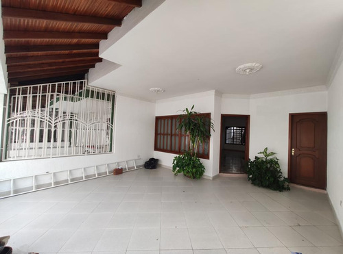 Casa En Venta En Cúcuta. Cod V27285