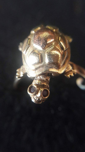 Anillo De Tortuga Oro 14k Ojos Tipo Rubí Hermoso Unico 5.5