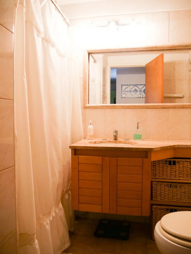 Precioso Apartamento En Excelente Zona De Malvin. Vista Al Mar Conterraza Al Frente. Liv Com, 3 Dorm. 2 Baños, Garage, Cocina Con Estar Integrado Gym, Piscina, Barbacoa, Vig 24hs