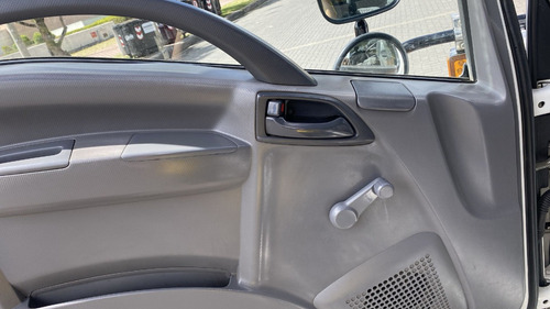 Imagen 14 de 25 de Chevrolet Npr 5.2 2015
