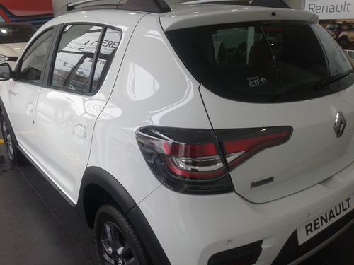 Renault Sandero Stepway Intense 1.6