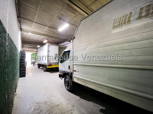 Galpón En Venta En Industrial Las Nayas Mls 25-23975 Yf