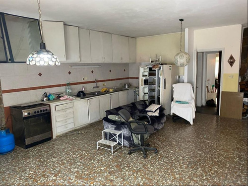 Venta Casa En Pocitos De 5 Dormitorios Reciclar Ampliar