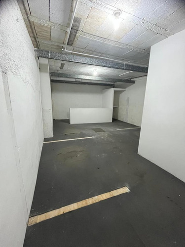 Renta De Local Comercial 89 M2 En Esquina En García Ginerés