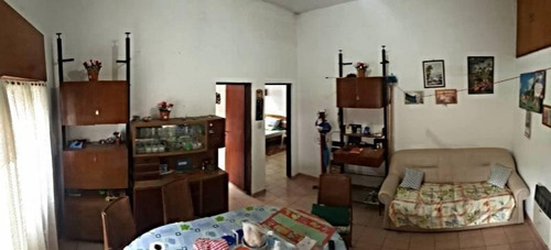 Venta De Casa, Arias Nº3033, Marcos Paz, Cod.2235