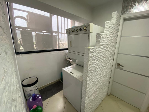 Apartamento En Venta En Cumboto Sur, Puerto Cabello. Inmobiliaria Maggi 2038