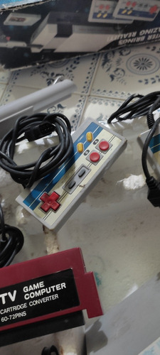 Antigua Consola De Videojuegos Completa Con Su Caja Original (Usado)
