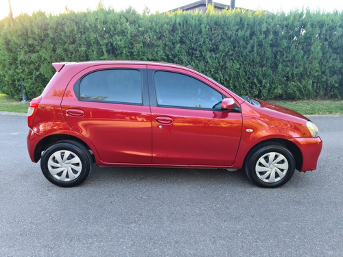 Toyota Etios 1.5 Xs 2016