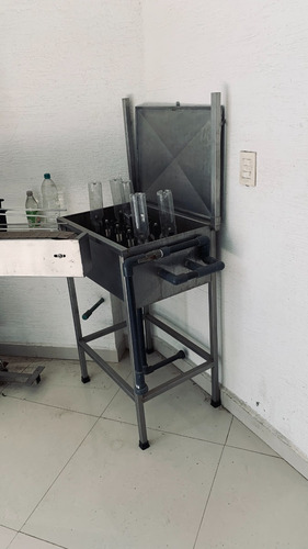 Llenadora De 4 Botellas Semi Automatica (Usado)