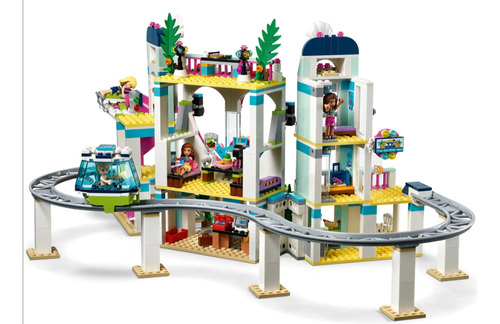 Lego Friends Heartlake City Resort Modelo41347 1017 Piezas 1017 (Usado)