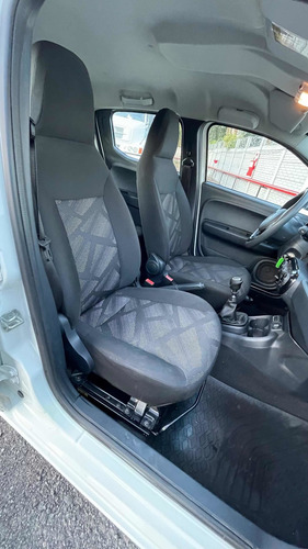 Imagen 8 de 16 de Fiat Mobi 2018 1.0 Easy Pack Top Live On