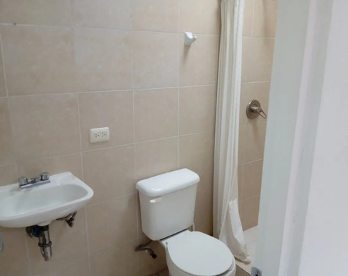 Casa En Venta En Vale De La Misericordia, Tlaquepaque