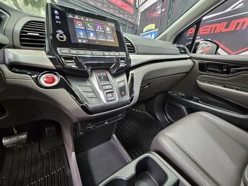 Honda Odyssey 5p Touring V6/3.5 Aut
