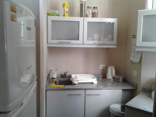 Imagen 4 de 13 de Oficina 4 Despachos En Venta- San Nicolas