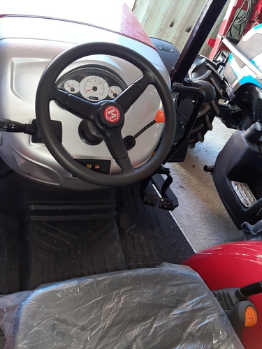 Hattat- Valtra B 3080