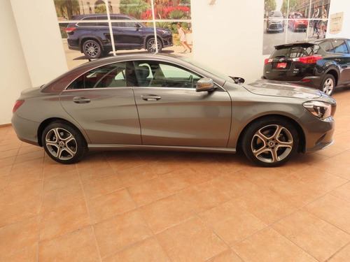 Imagen 8 de 9 de Mercedes Benz Cla 200 Sport 2019 Gris