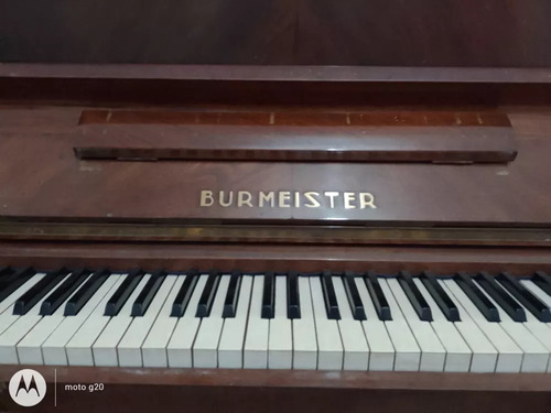 Piano Burmeister 