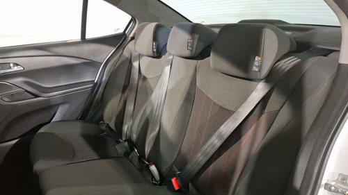 Chevrolet Aveo 1.5 LS A