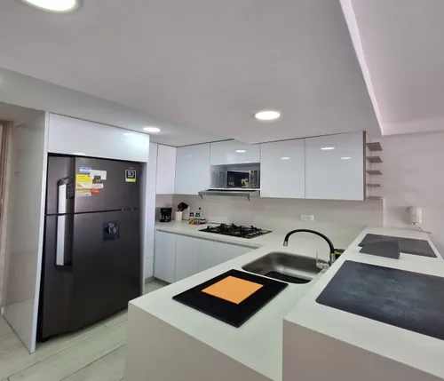 Venta De Apartaestudio En La Flora Amoblado