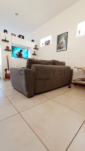 Imagen 1 de 18 de Calle 6 E/ 35 Y 36 Monoambiente De Categoría En Venta Con Pileta, Gimnasio Y Sum