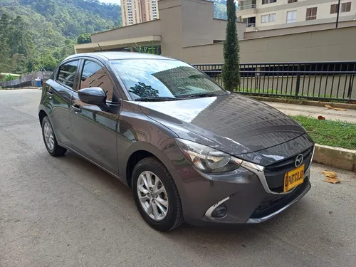 Mazda 2 1.5 turing
