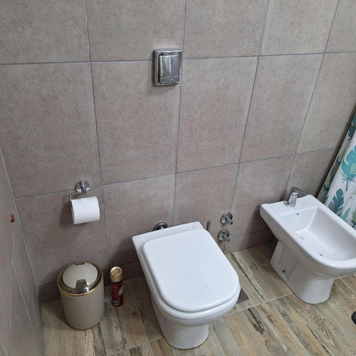 Casa En Venta - 3 Dormitorios 3 Baños - Cochera - 800mts2 - San Vicente