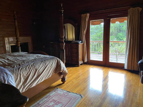 Hermosa Villa En Constanza De Venta