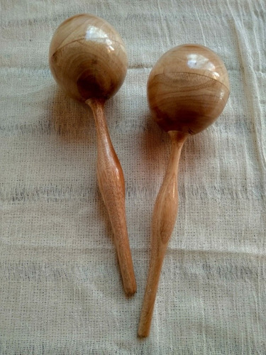 Maraca De Madera