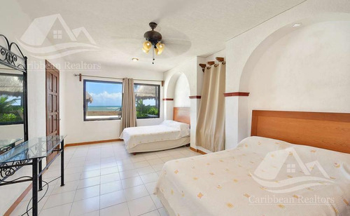 Casa En Venta Frente Al Mar En Puerto Morelos Riviera Maya B-alrz3485